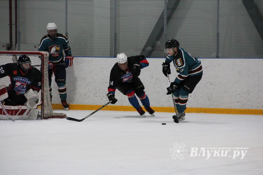 Великолукский «Экспресс» уступил в 1-ом финальном матче (ФОТО)
