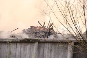 Подробности пожара на мебельном (ФОТО)