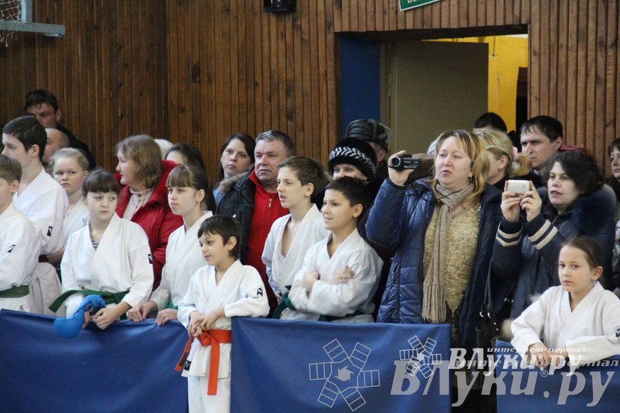 В Великих Луках прошел Открытый чемпионат Псковской области по каратэ