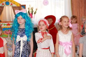 8 марта в саду 26