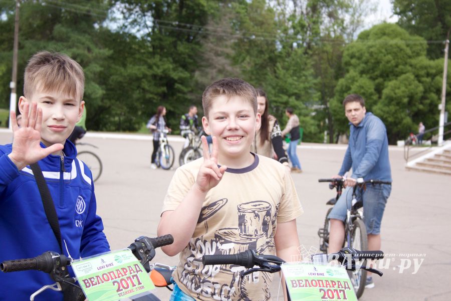 В Великих Луках прошёл Всероссийский велопарад (ФОТО)