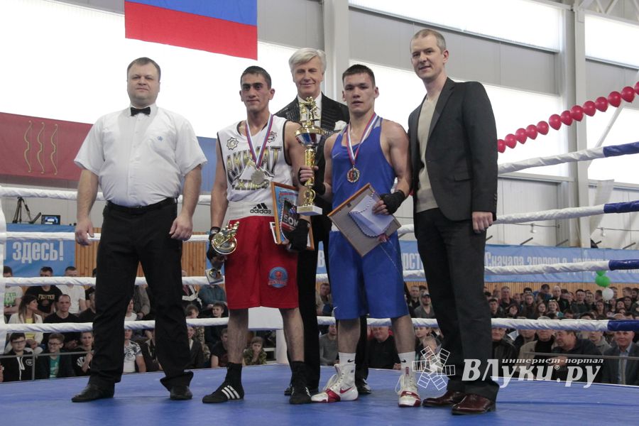 Матчевая встреча по боксу Великие Луки —Псков — Грозный (ФОТО)