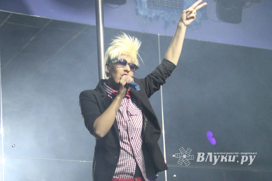 Радиостанции «Авторадио Великие Луки» и «Европа Плюс Великие Луки» отметили свой профессиональный праздник (фото)