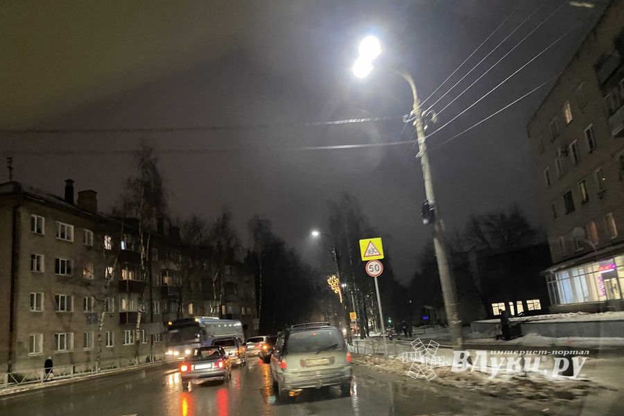 Сразу два ДТП произошло в Великих Луках (ФОТО)