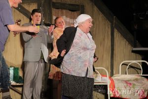 Народные артисты России выступили в Великих Луках (фото)