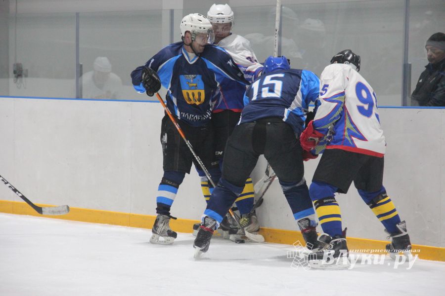 К «ЛукиСпорт» уступил с разницей в одну шайбу (ФОТО)