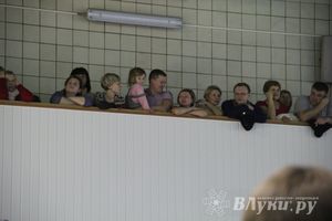 Юные великолучане соревновались за кубок Деда Мороза (фото)