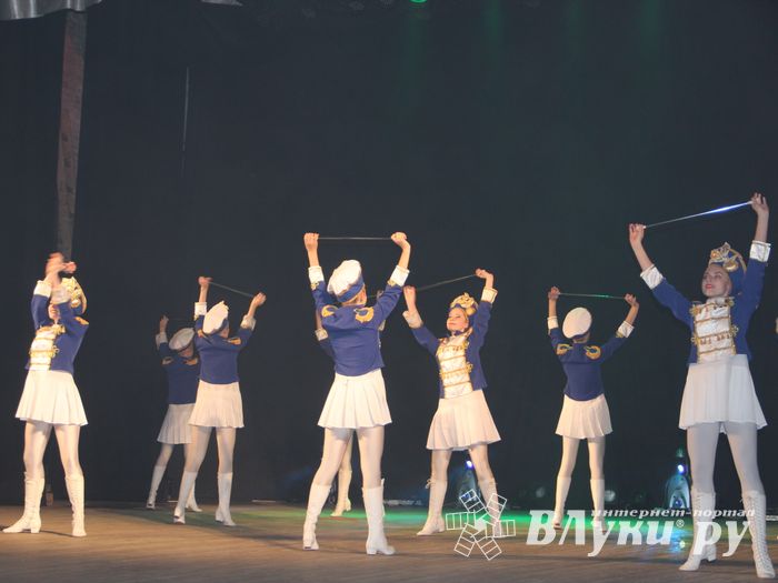 18 мая состоялся юбилейный концерт коллектива мажореток «Золотые погоны» (ФОТО)