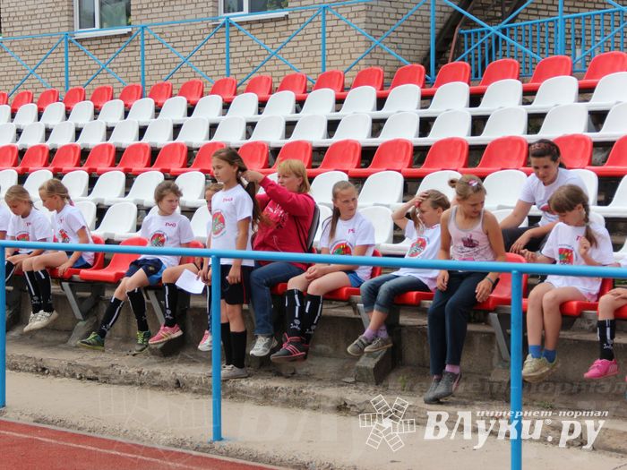 «Кожаный мяч» в Великих Луках