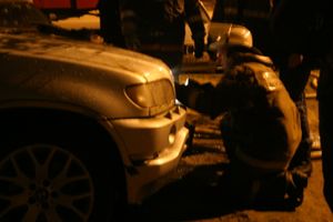 На Дружбе загорелся BMW