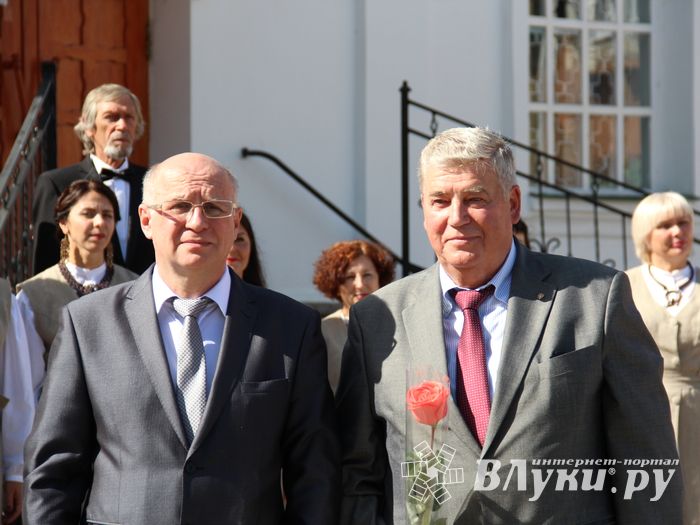 Празднование 850-летия началось в храмах Великих Лук (ФОТО)