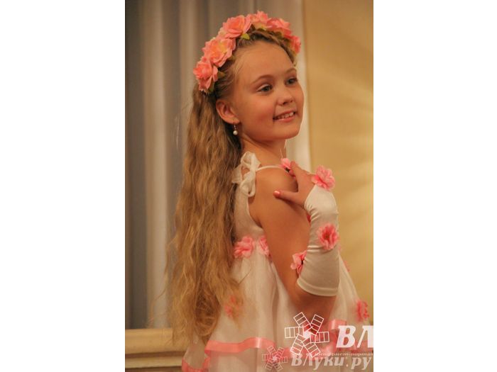 Фотосессия финалисток конкурса «Маленькая красавица Великие Луки 2014»