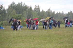 В Великих Луках проходит 7-й Фестиваль авиамодельного спорта (ФОТО)