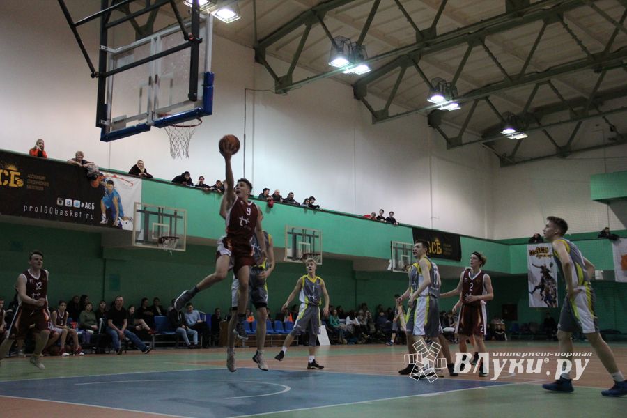 Великолучанки сыграют в региональном финале Чемпионата ШБЛ «КЭС-БАСКЕТ» (6+) (ФОТО)