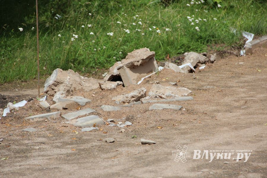 Великие Луки: краски, парки и «движение затруднено» (ФОТО)