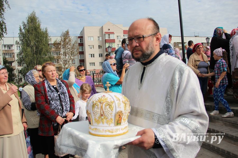 Освящение Храма святителя Тихона, Патриарха Всероссийского, святых Новомучеников и Исповедников Российских (ФОТО)
