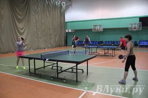 В Великих Луках состоялся турнир по настольному теннису (фото)