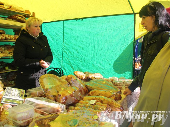 Традиционная весенняя ярмарка прошла в Великих Луках