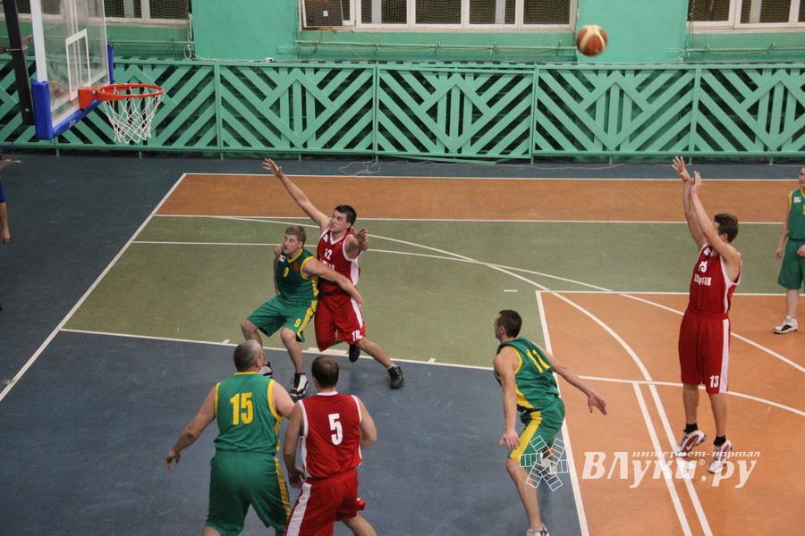 Баскетбол. Кубок города. "Экспресс" - Спартак" 