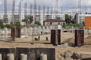 В Великих Луках полным ходом идёт бетонная подготовка  физкультурно-оздоровительного комплекса (ФОТО)