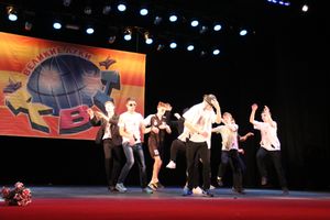 Осенняя игра КВН, посвященная 850-летию Великих Лук (фото)