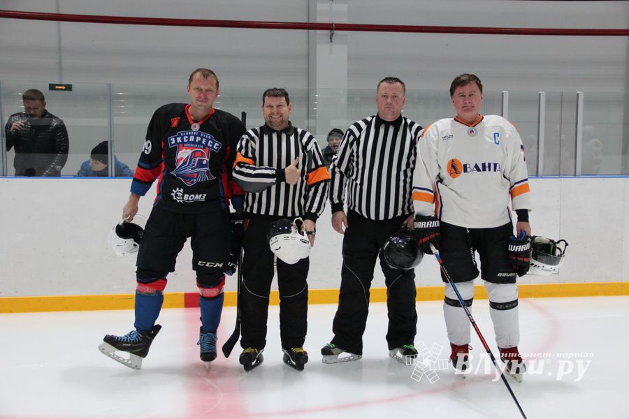 Великолукская команда «Экспресс 40+» дебютировал в НХЛ (ФОТО)