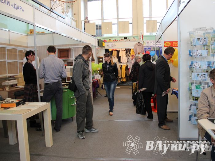В Пскове проходит 22-ая универсальная выставка (фото)