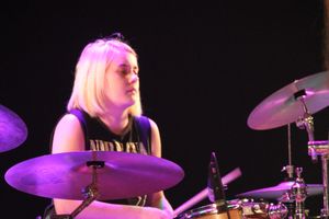 В Великих Луках прошел фестиваль живой музыки «Ставим на аватарках небо» (фото)