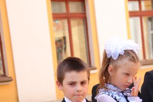 В Великих Луках прозвенели «последние» звонки (ФОТО)