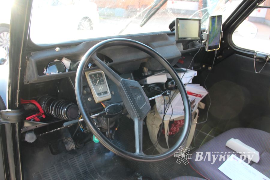 Ретро-автомобили побывали в Великих Луках (ФОТО)