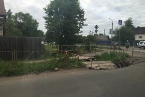 Фотофакт: ул. революционная перекресток с ул. манежная