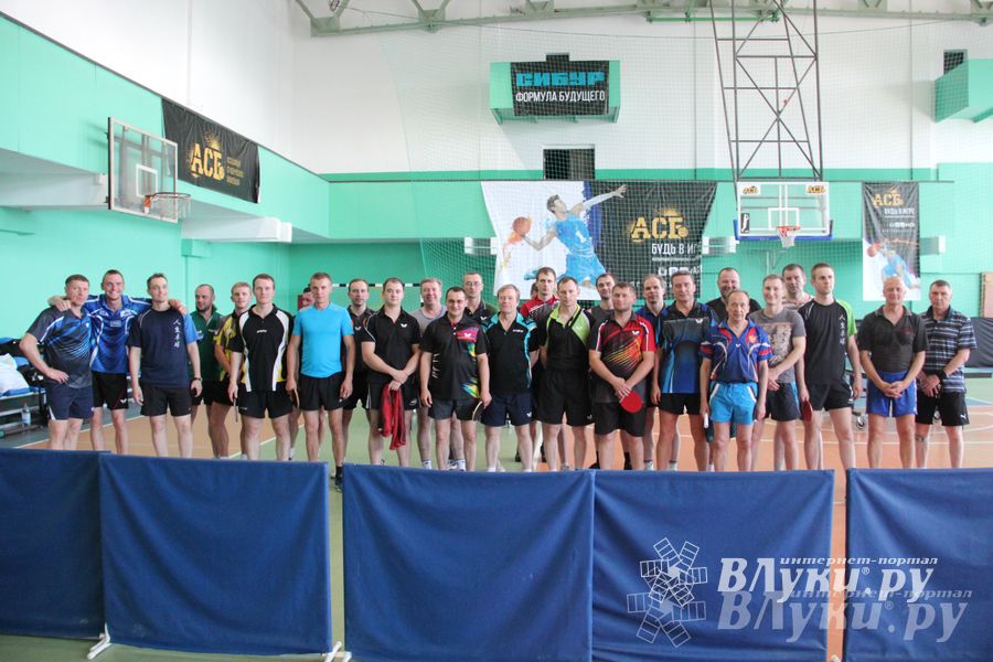 Настольный теннис. Лучший из великолучан лишь шестой