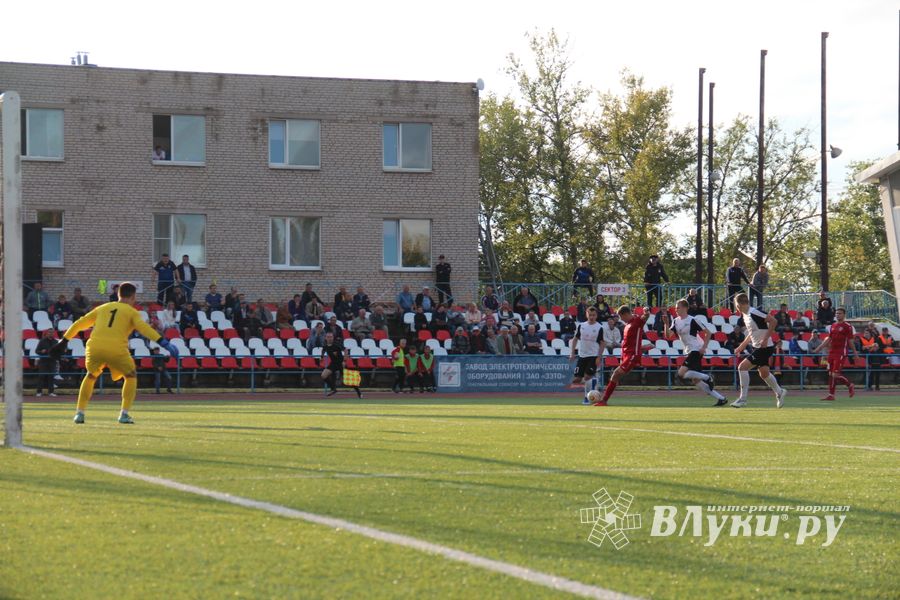 «Луки-Энергия» сыграла вничью в матче 4-го тура (ФОТО)