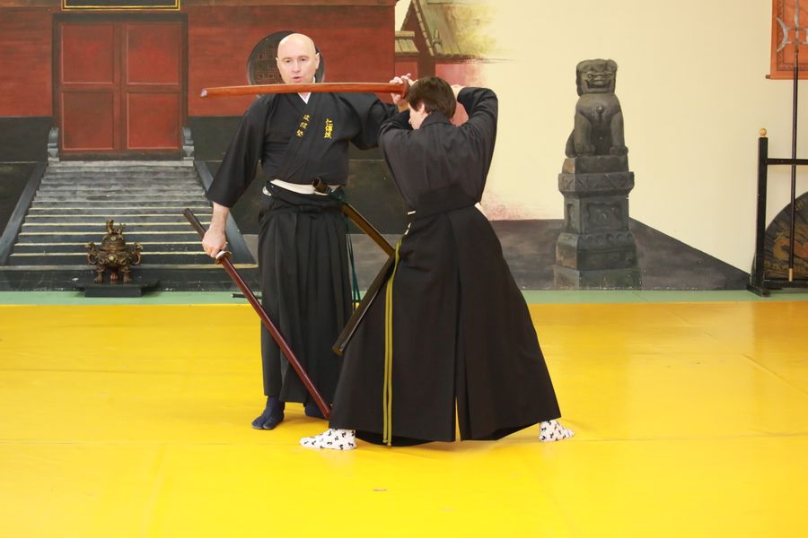 Великолукские последователи иайдзюцу выдержали сложный экзамен (ФОТО)