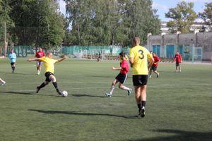 В Пскове состоялся товарищеский матч по футболу (фото)