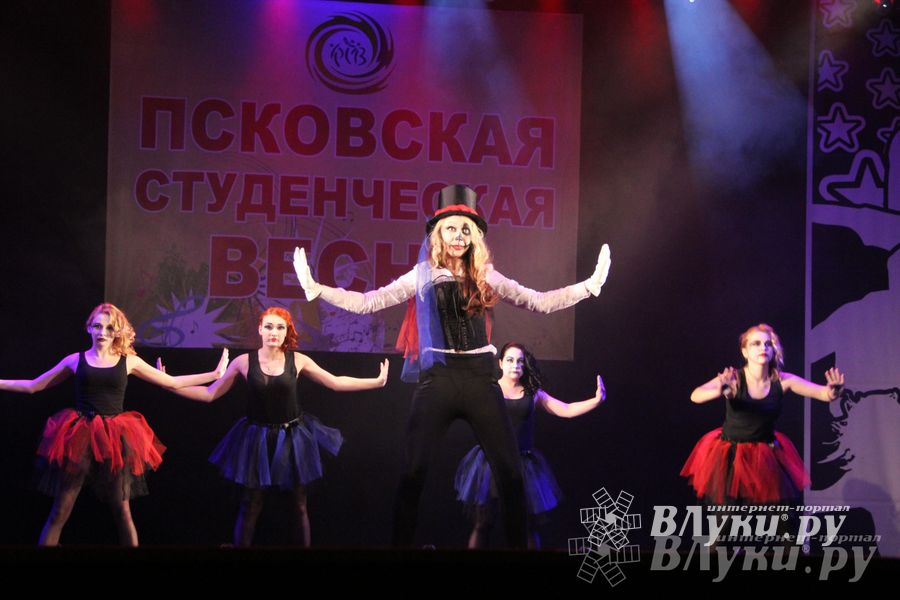 Великолучанка примет участие во всероссийской «Студенческой весне-2015» во Владивостоке