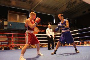 В Великих Луках состоялась матчевая встреча по боксу