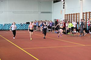 В Великих Луках легкоатлеты закрывают зимний сезон (ФОТО)