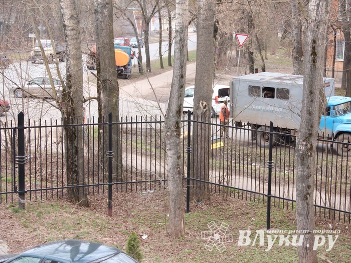 Фотофакт: на ул. Вокзальной в Великих Луках начинается капитальный ремонт (ФОТО)