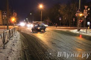 ​В Великих Луках водитель, лишенный прав, сбил женщину на пешеходном переходе (ФОТО)
