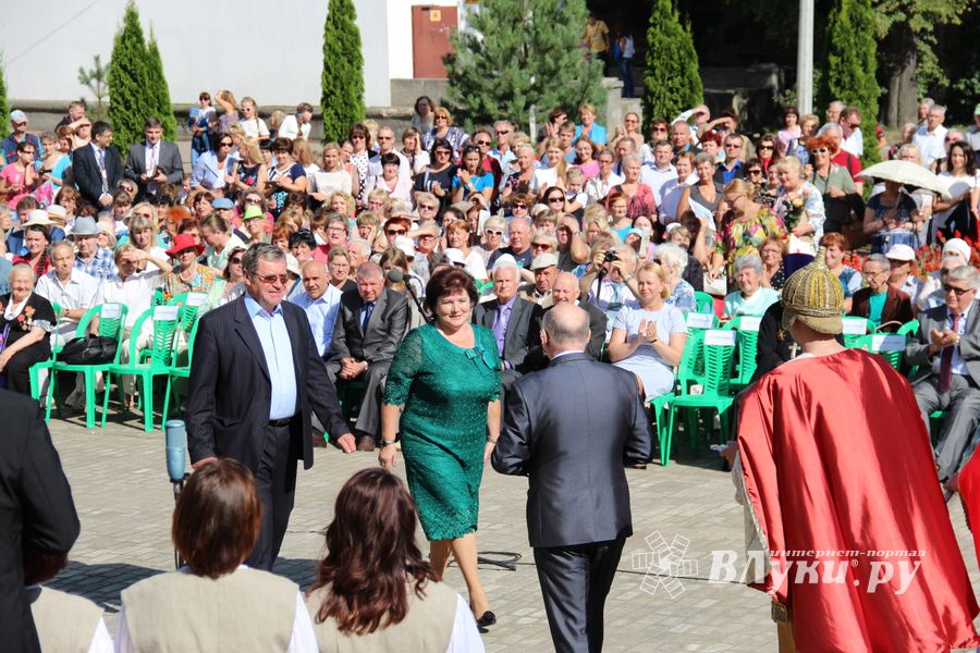 Празднование 850-летия  началось в храмах Великих Лук (ФОТО)