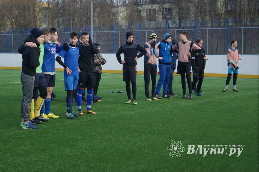 В Великих Луках завершился турнир по дворовому футболу (ФОТО)