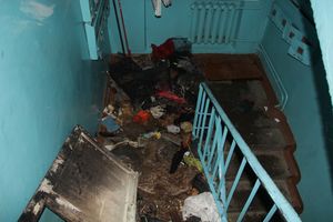 Фоторепортаж: пожар на Зверева в Великих Луках (ФОТО 18+)