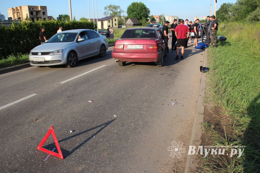 Массовое ДТП в Великих Луках (ФОТО)