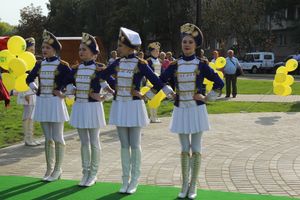 В Великих Луких благоустроили сквер на ул. Жукова (фото)