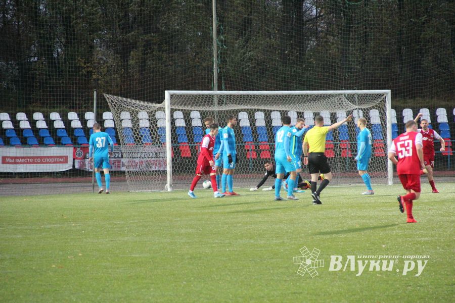 «Луки-Энергия» не смогла сдержать напор «Локомотива» (ФОТО)