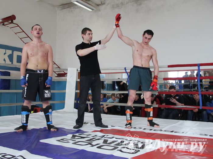 В Великих Луках прошел Чемпионат области по смешанному боевому единоборству (фото)