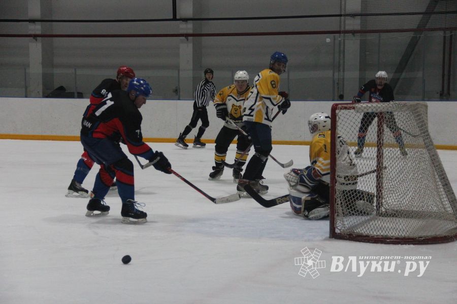 Матч в рамках Регионального Чемпионата НХЛ прошел в «Айсберге» (ФОТО)