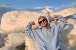 Великолукская школьница — обладательница медалей ЧР по зимнему спортивному плаванию