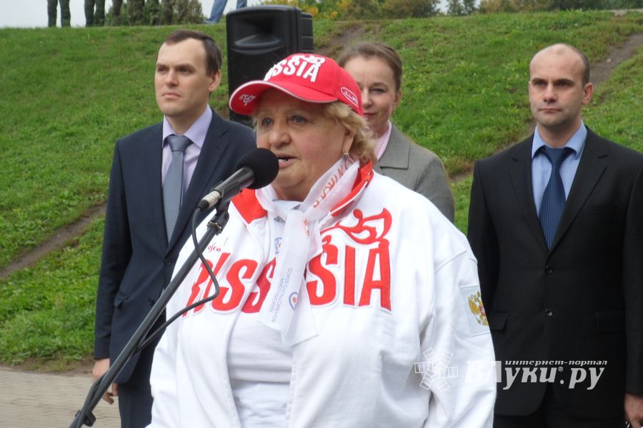 Великие Луки встретили олимпийских чемпионов (ФОТО)